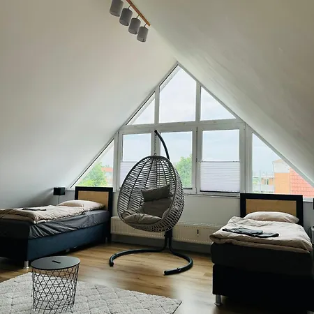 Apartman Traumhaftes Familiendomizil In - 500m, Kostenlos Parken, Garten